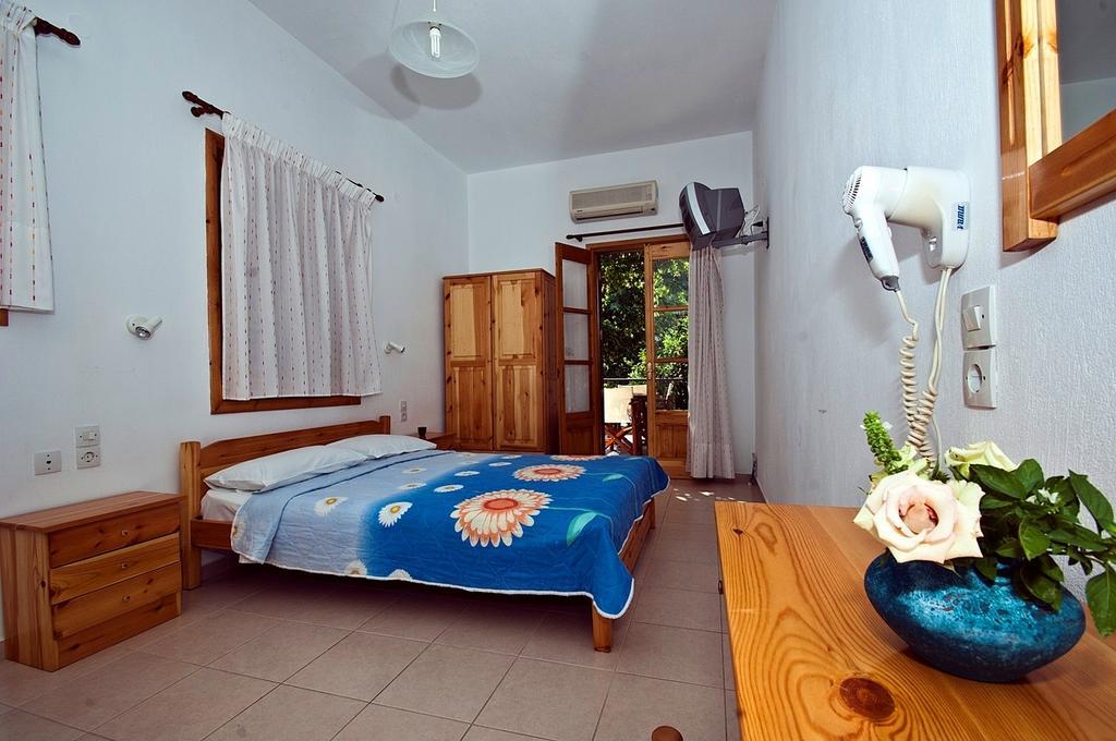 Athina Apartments Neo Klima Rum bild